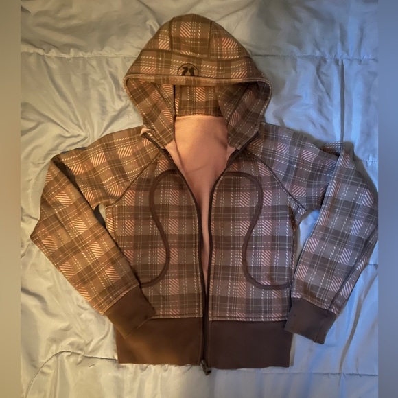 Lululemon scuba Sweater - Picture 2 of 4